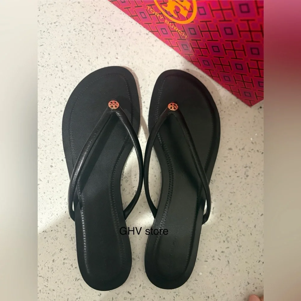 Tory Burch Chelsea leather Black Flip Flops